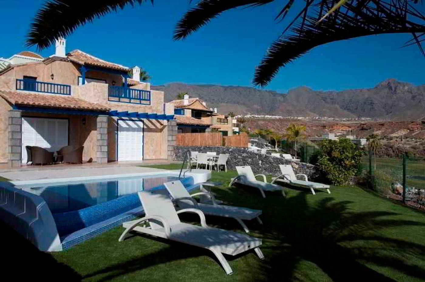 Hotel-Suite-Villa-Mar----a-General-view-9