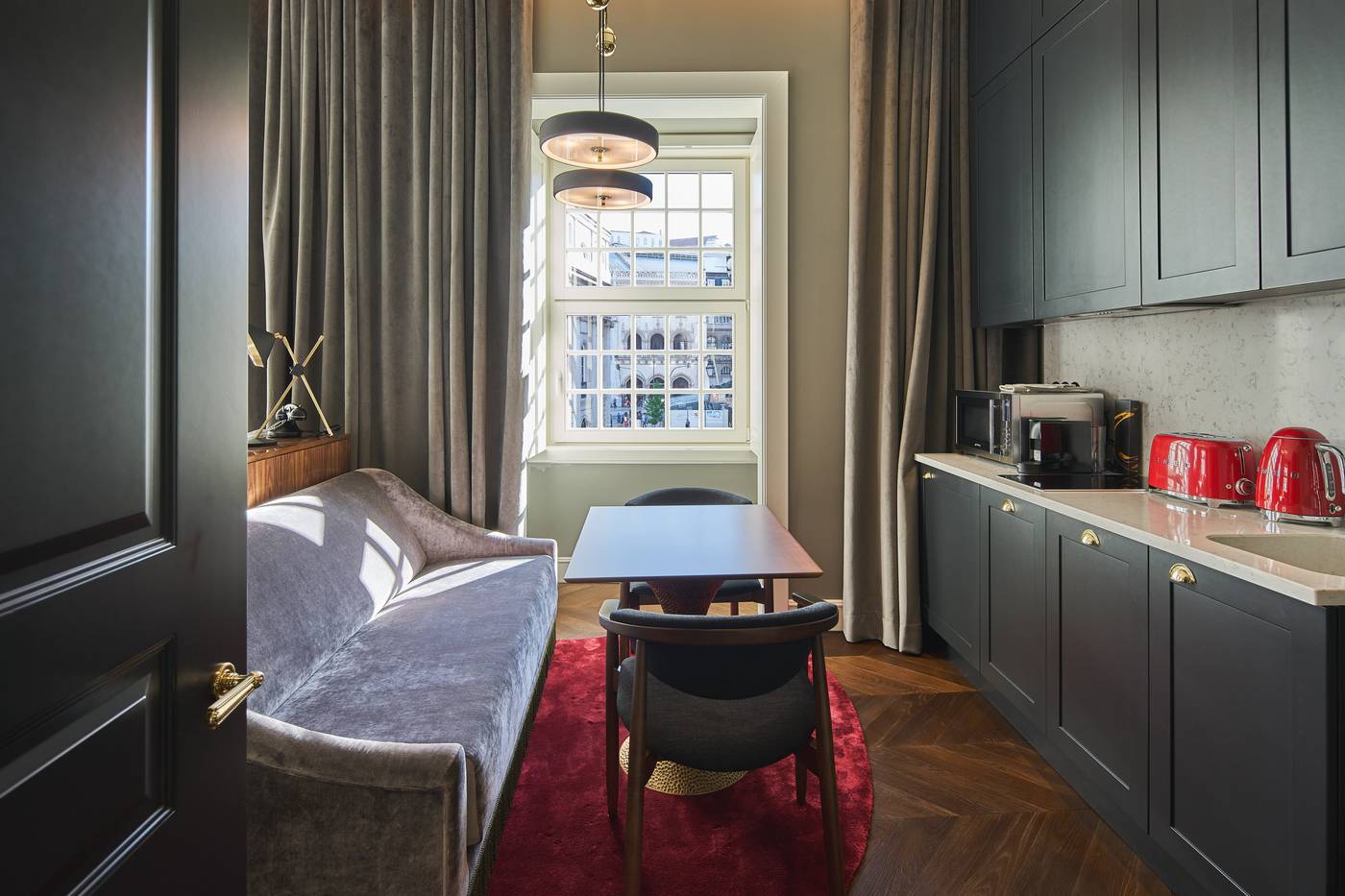 O-Artista-Suites-By-Europe-Room-2