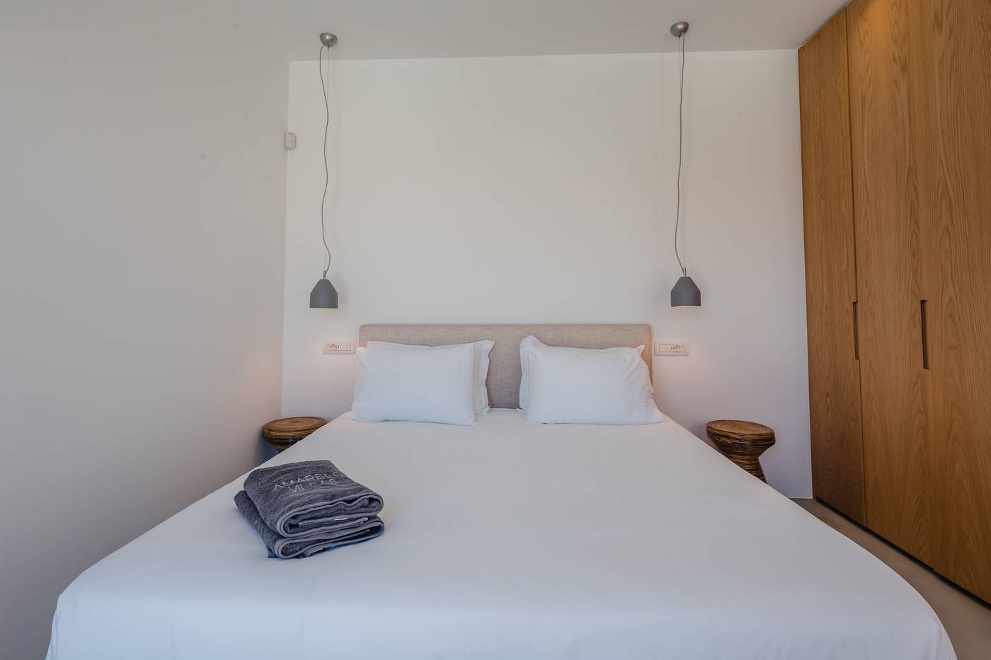 Amarelo Suites-Greece-MYKONOS-Room-5
