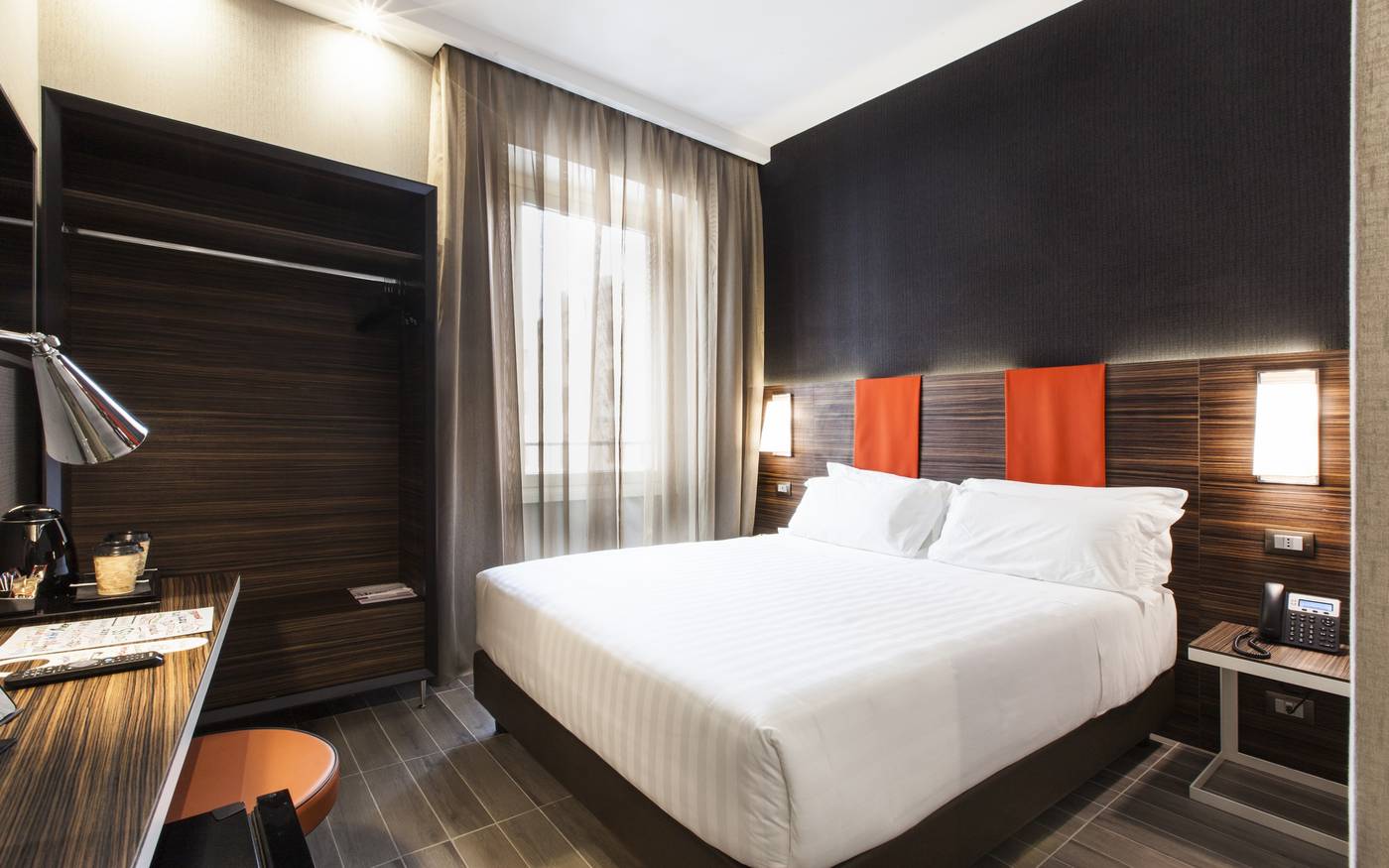 The-Republic-Room-15