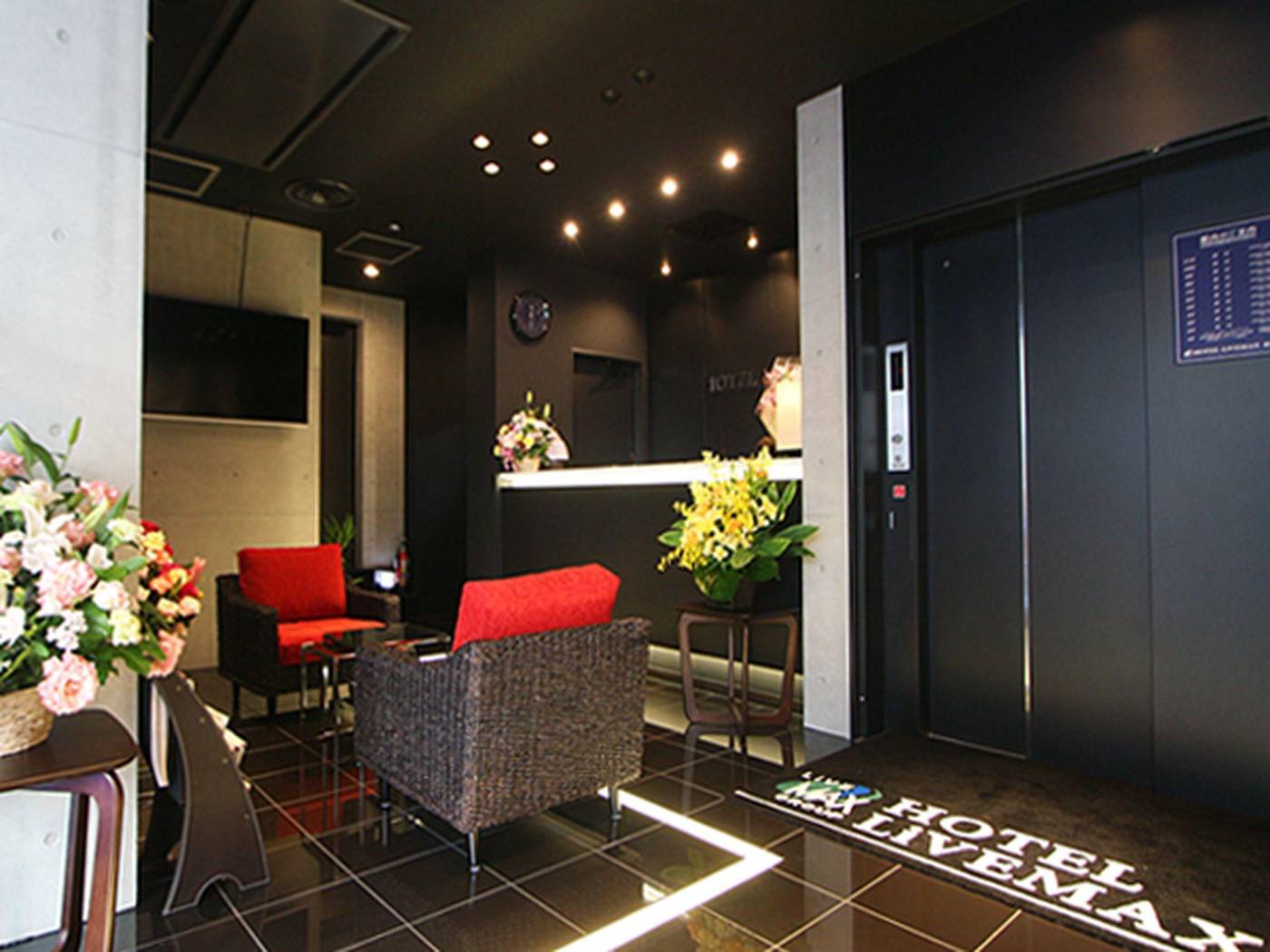 Hotel Livemax Higashi-Ginza-Japan-Tokyo-Lobby-6
