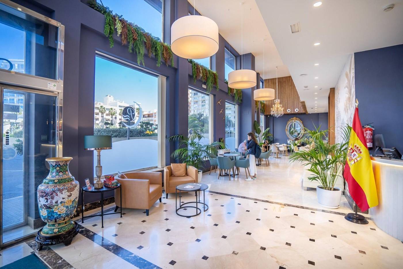 Spa-Cadiz-Plaza-Lobby-37