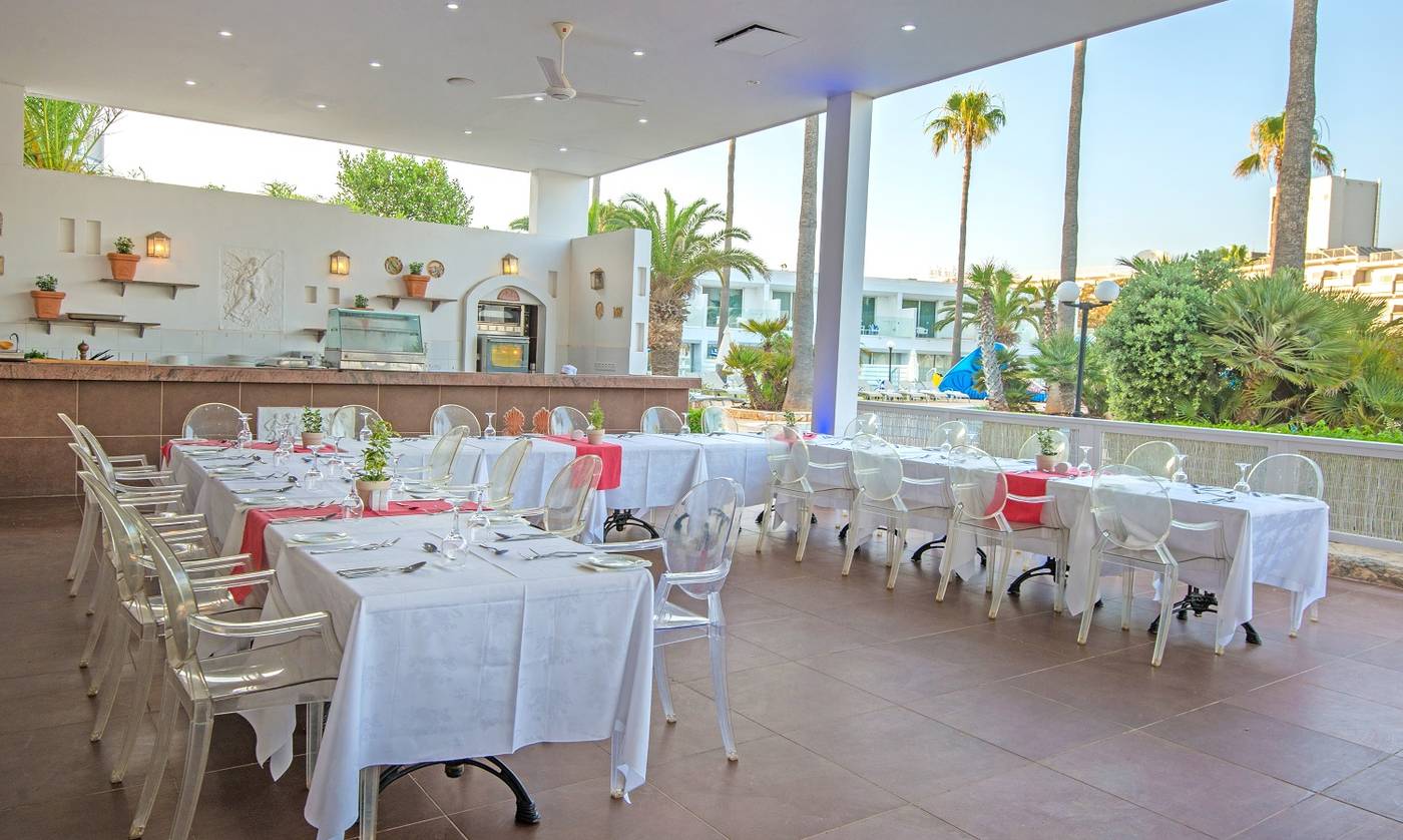 Dome-Beach-Hotel-Restaurant-67