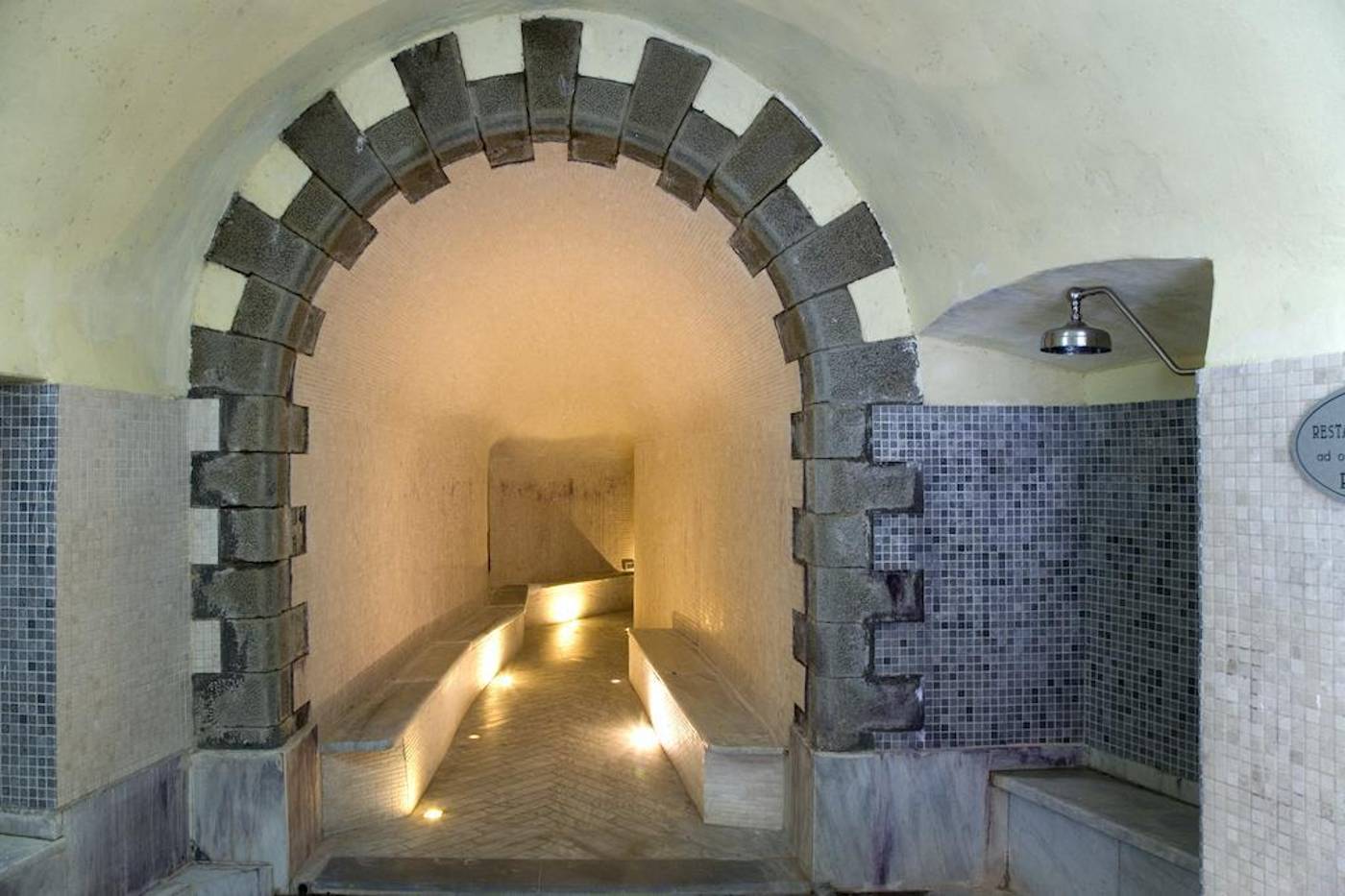 Antico Albergo Terme-Italy-BAGNI DI LUCCA (VICINONEAR LUCCA)-General view-1