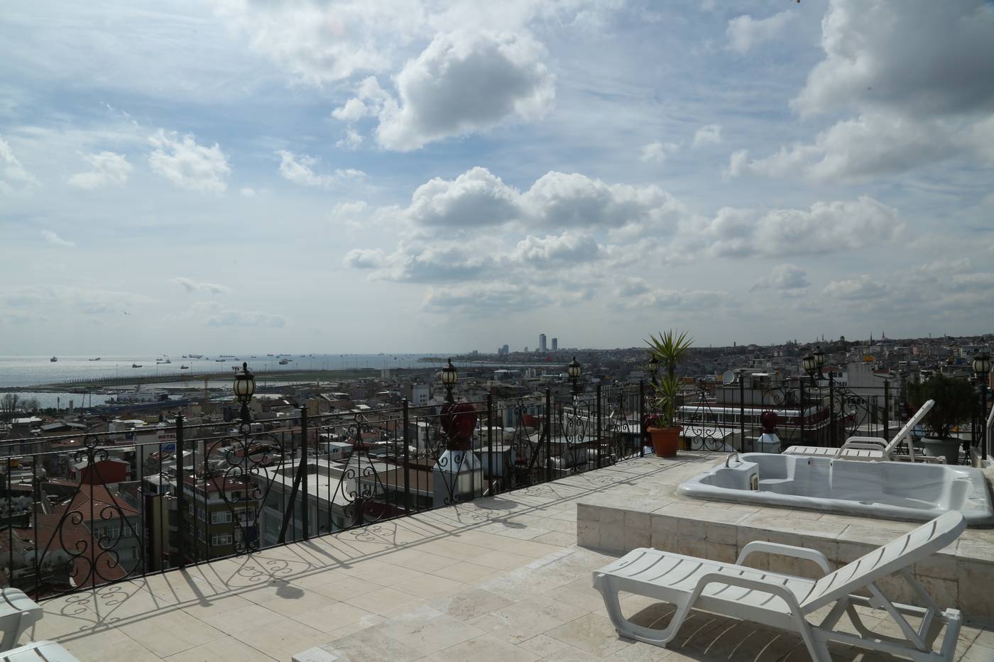 Ikbal-Deluxe-Terrace-6