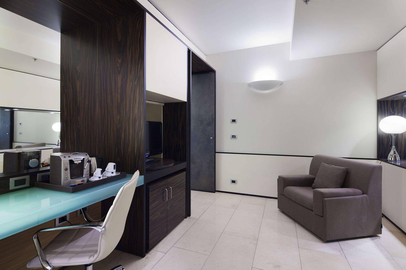 NH-Venezia-Laguna-Palace-Room-32