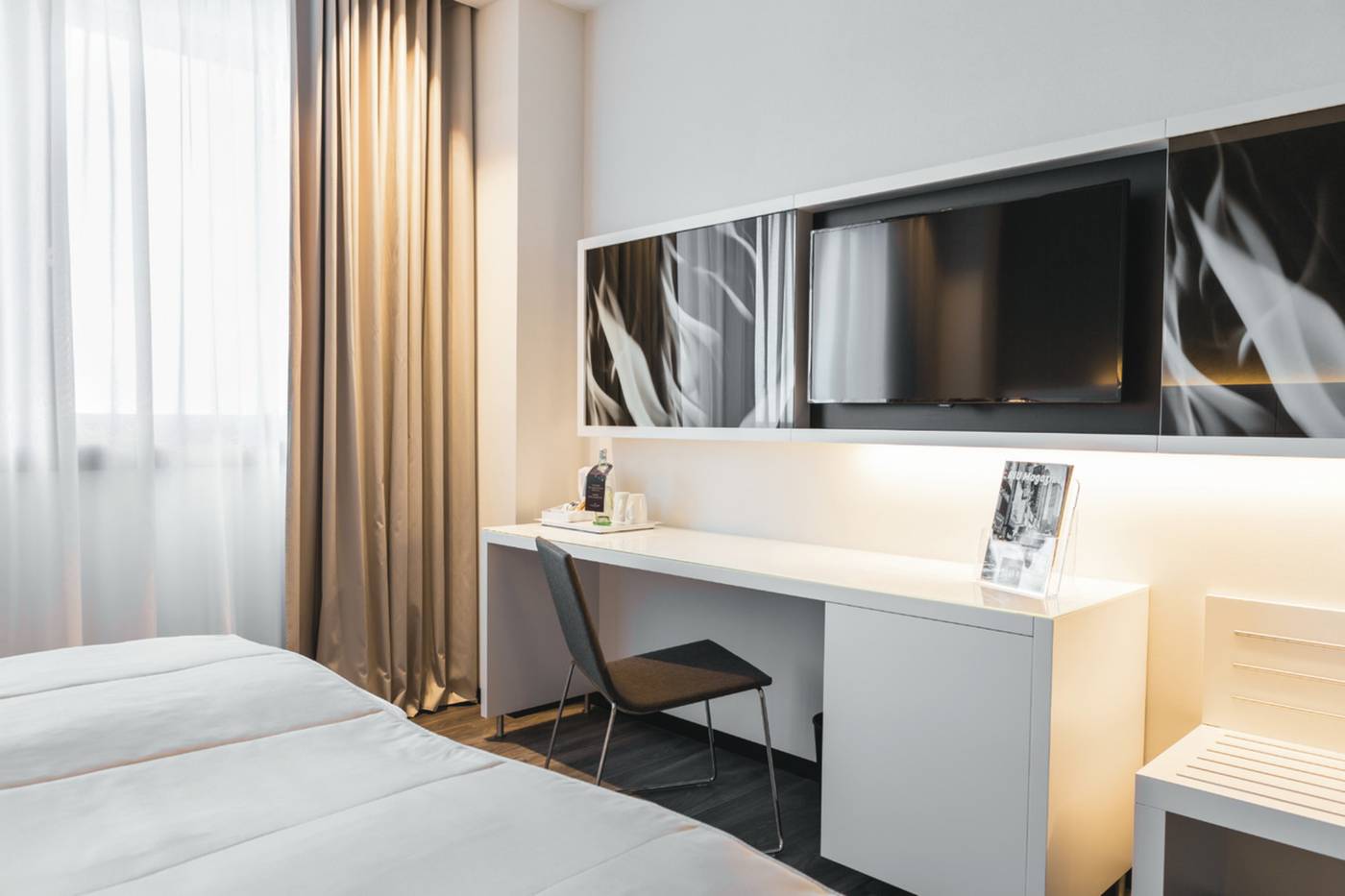 Riu-Plaza-Berlin-Room-9