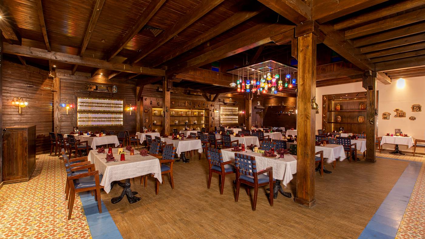 Naama-Bay-Hotel-Restaurant-31