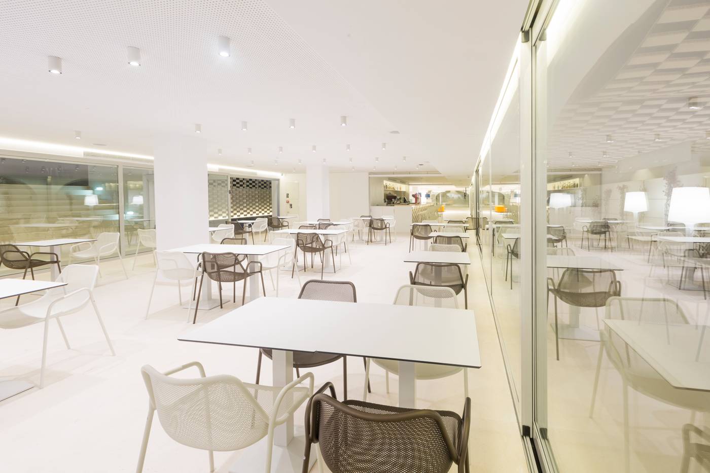 Ebano-Hotel-Apartments-Restaurant-43