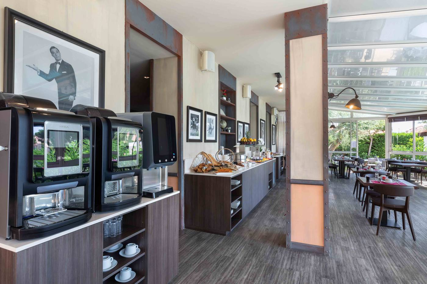 Hotel-Des-Orangers-Restaurant-60