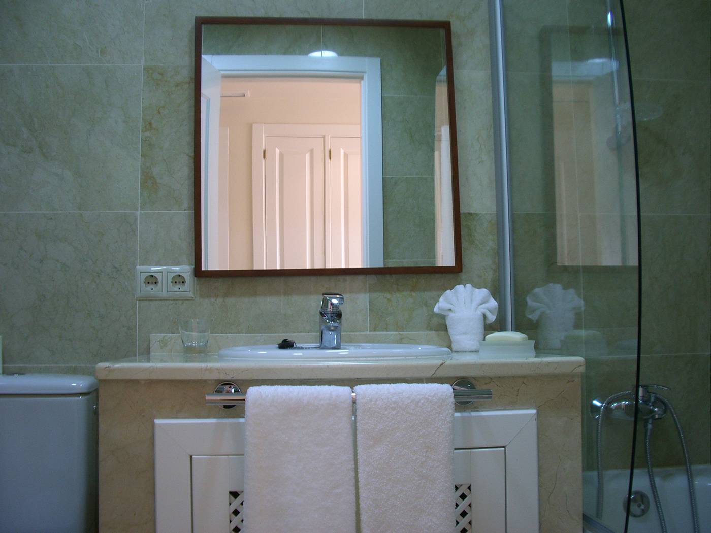 Roda-Golf-and-Beach-Resort-Room-56