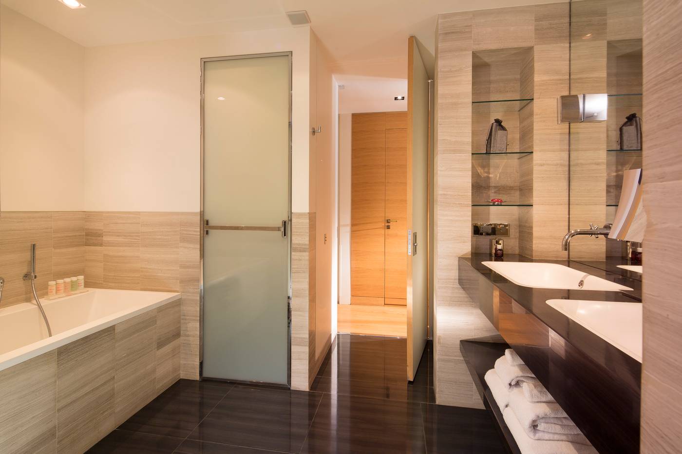 Marignan-Champs-Elysees-General-view-42