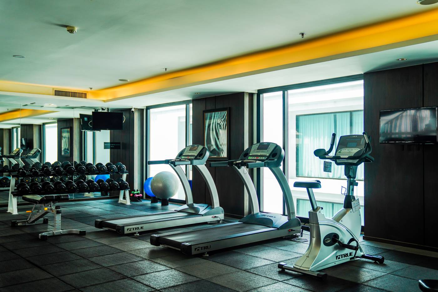 Movenpick-Hotel-Sukhumvit-15-Bangkok-Sports-and-Entertainment-69