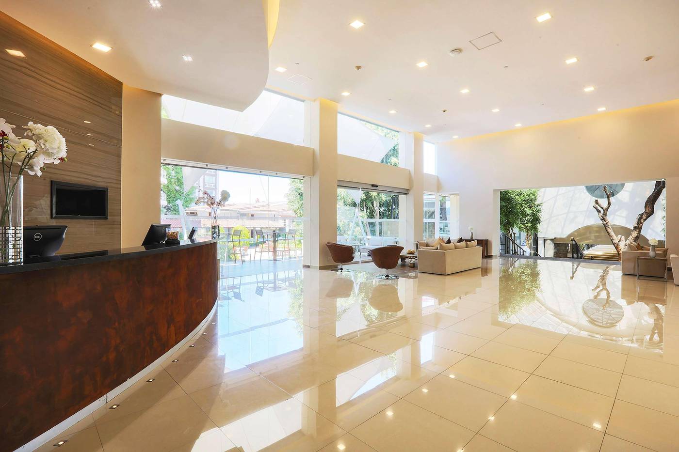 Krystal Satelite Maria Barbara-Mexico-TLALNEPANTLA-Lobby-4