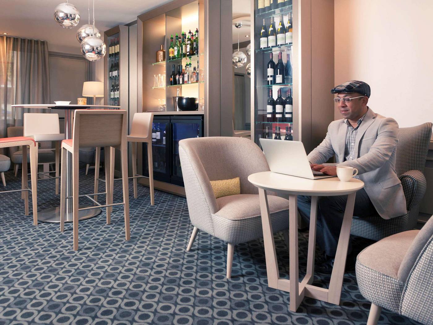 Hotel-Mercure-Paris-Montparnasse-Raspail-Bar-16