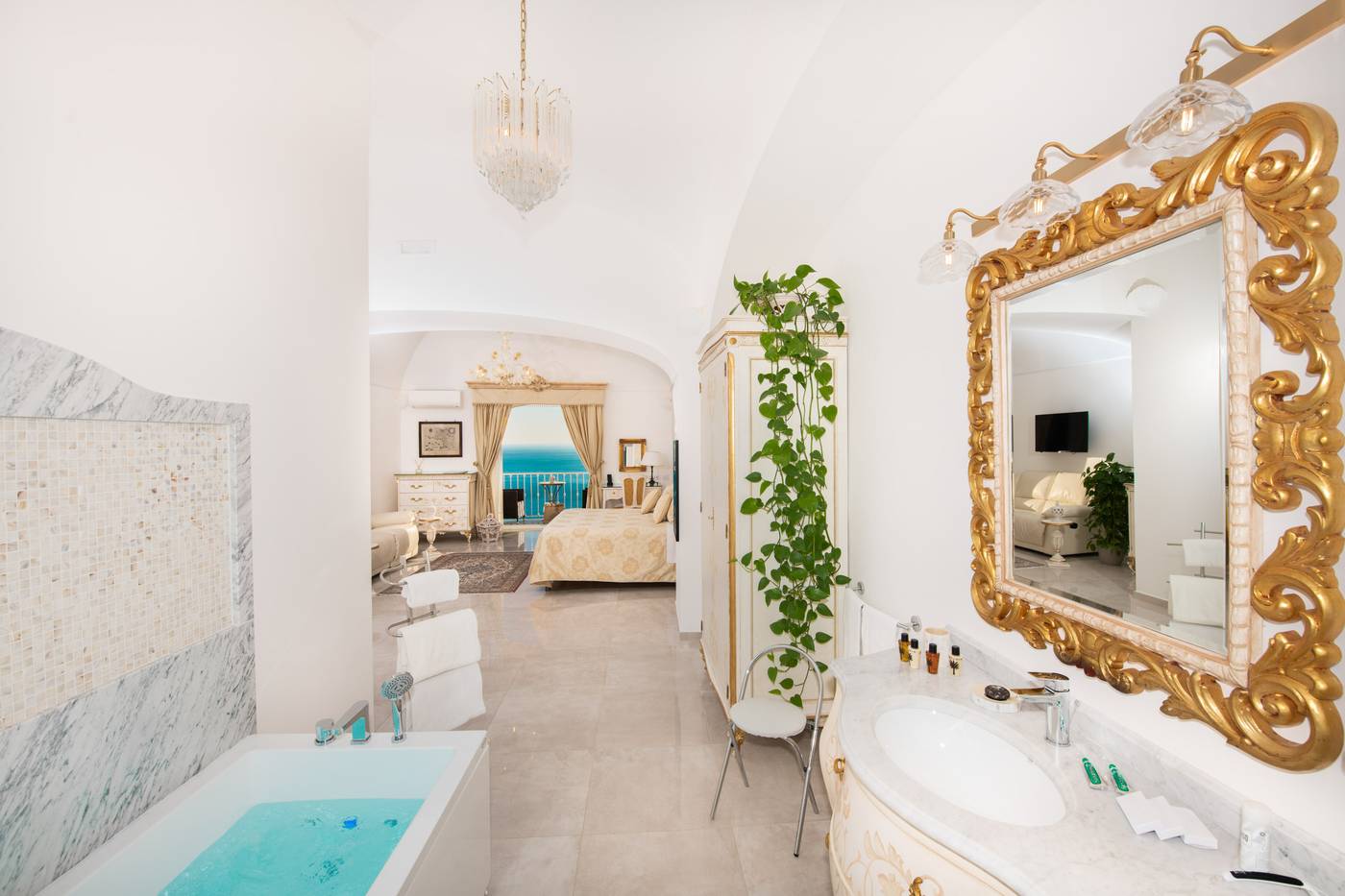 Hotel-Villa-Gabrisa-Room-21