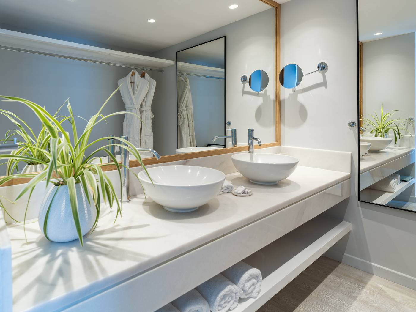 Grecotel-Margo-Bay---Club-Turquoise-Room-49