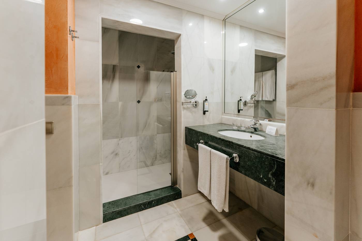 R2-Rio-Calma-Hotel-Room-36