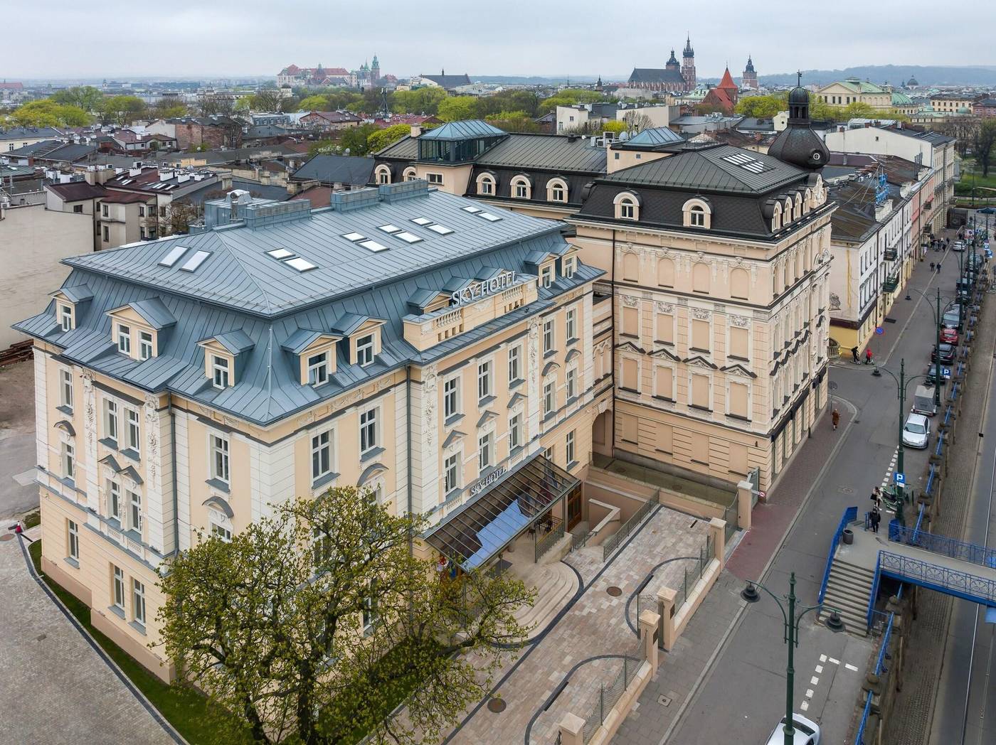 Sky-Hotel-Krakow-General-view-1