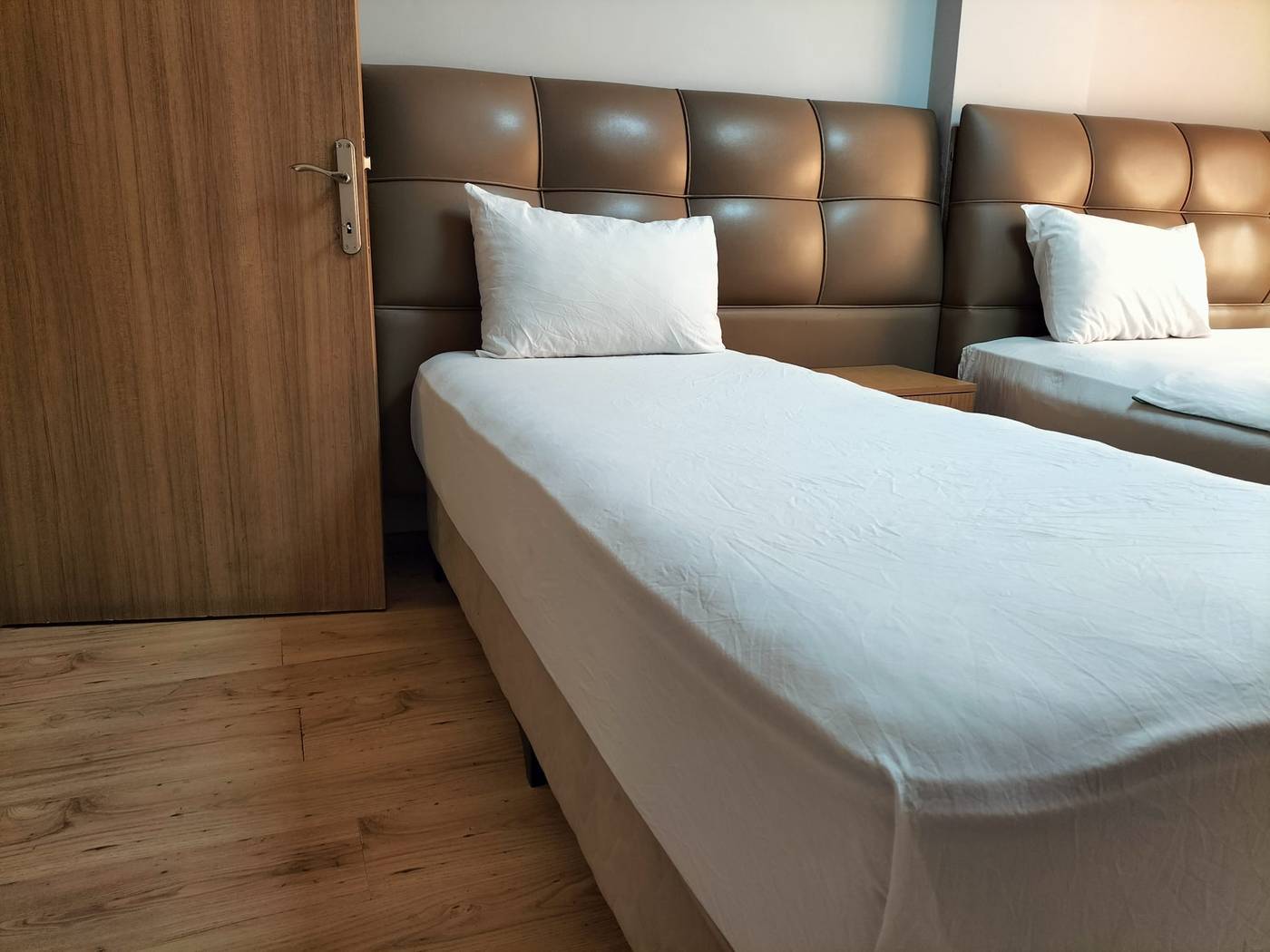 Istanbul-Dedem-Hotel-Room-2