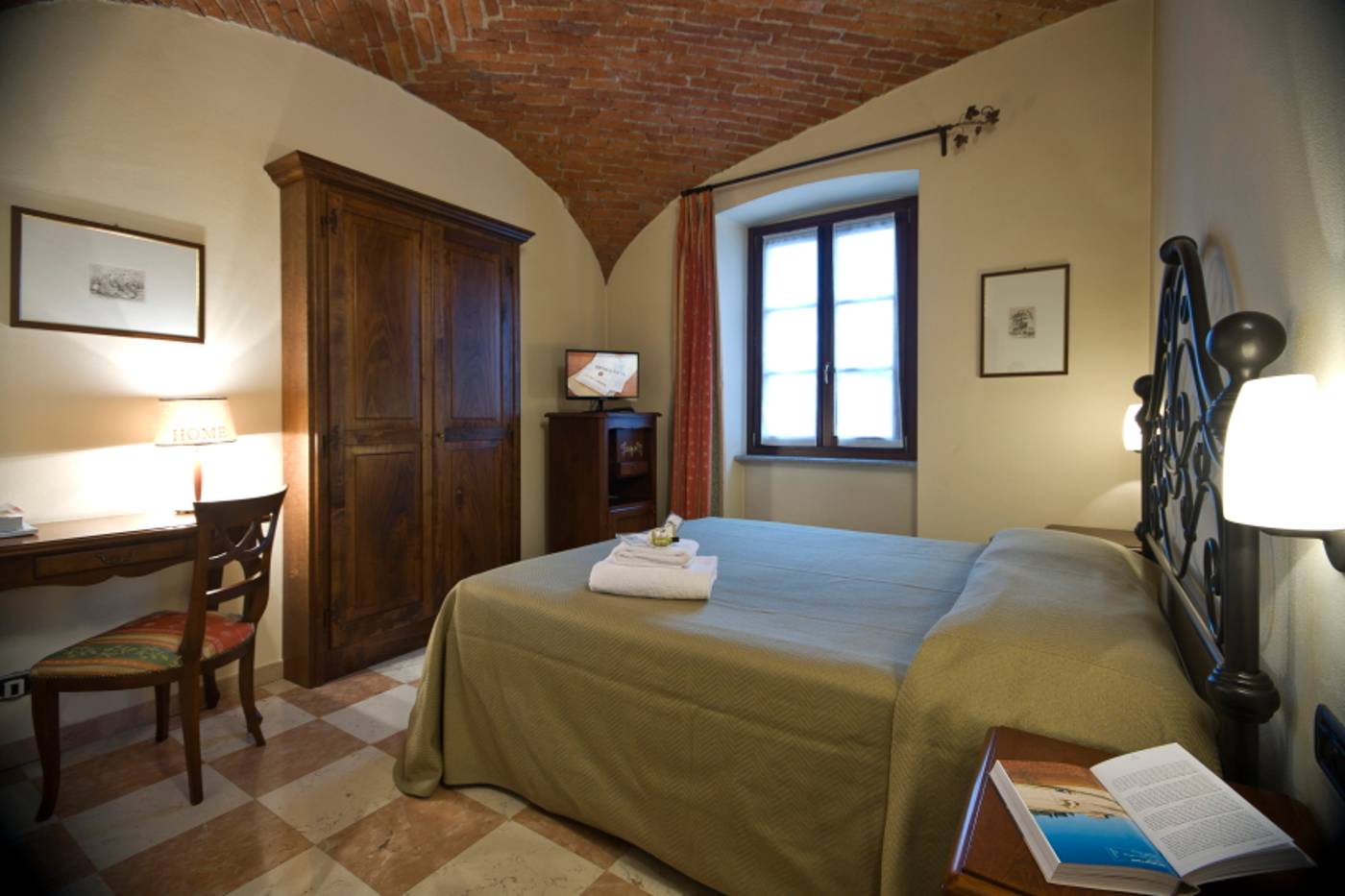 La Corte Albertina - Italy - POLLENZO  - Room - 6