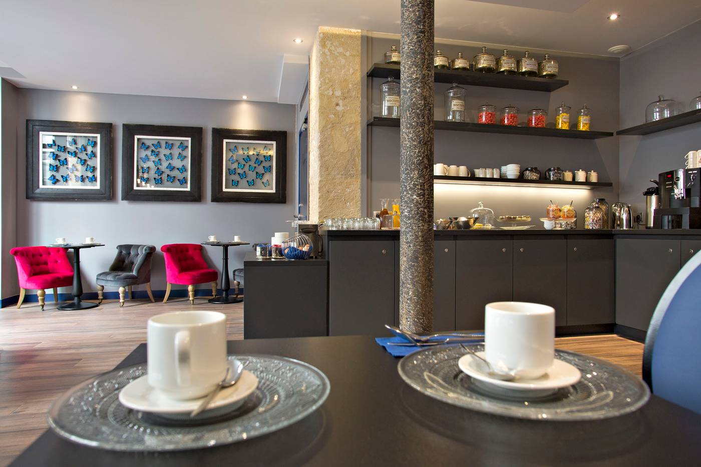 Mademoiselle-Restaurant-2