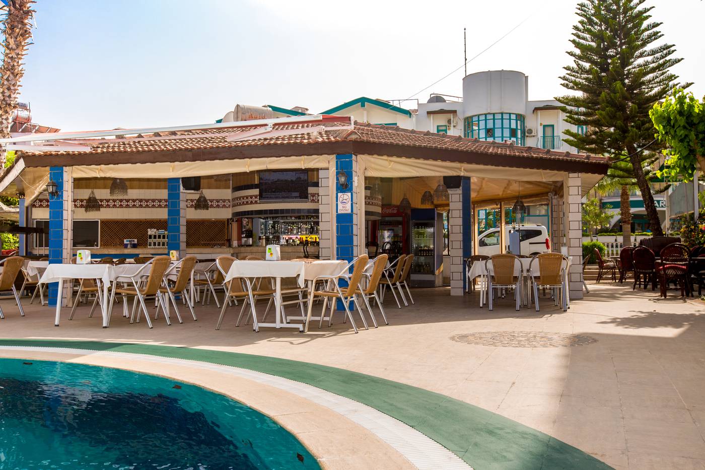 Side-Papaya-Apart-Hotel-Restaurant-16