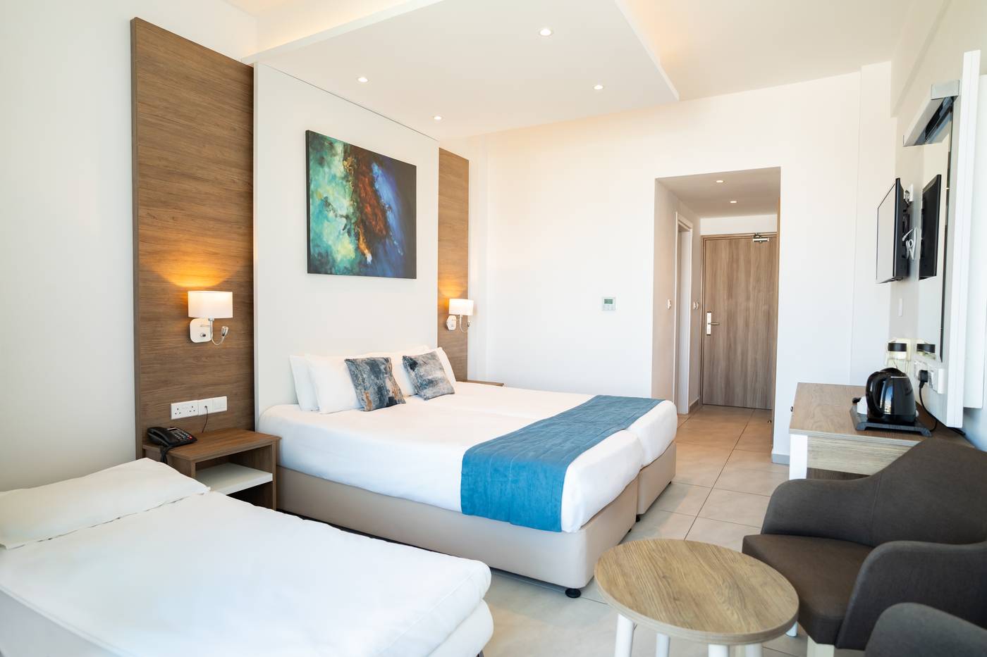 Sun-N-Blue-Boutique-Hotel-Room-20