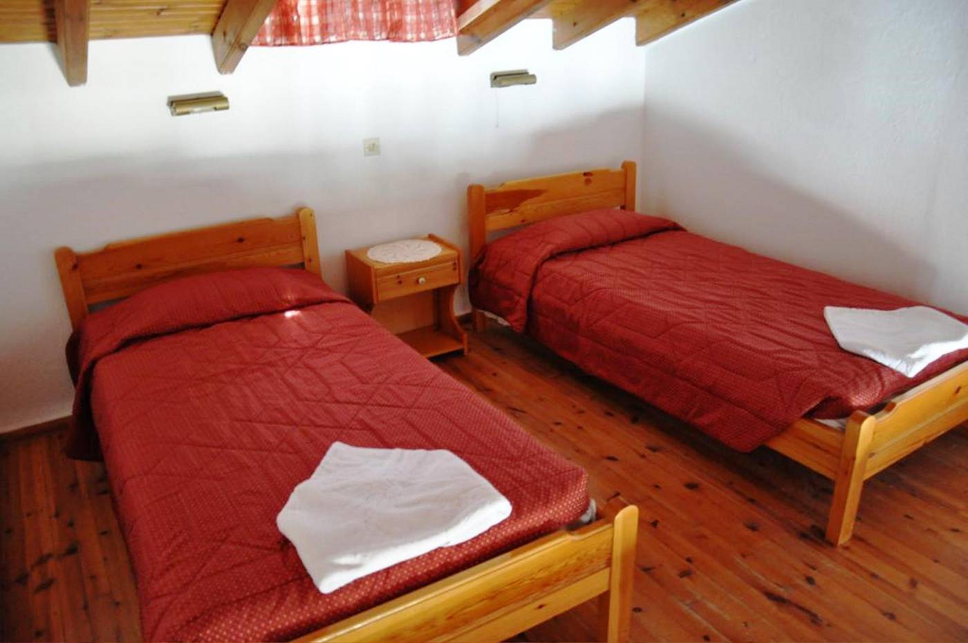 Koskinas-Apartments-Room-9