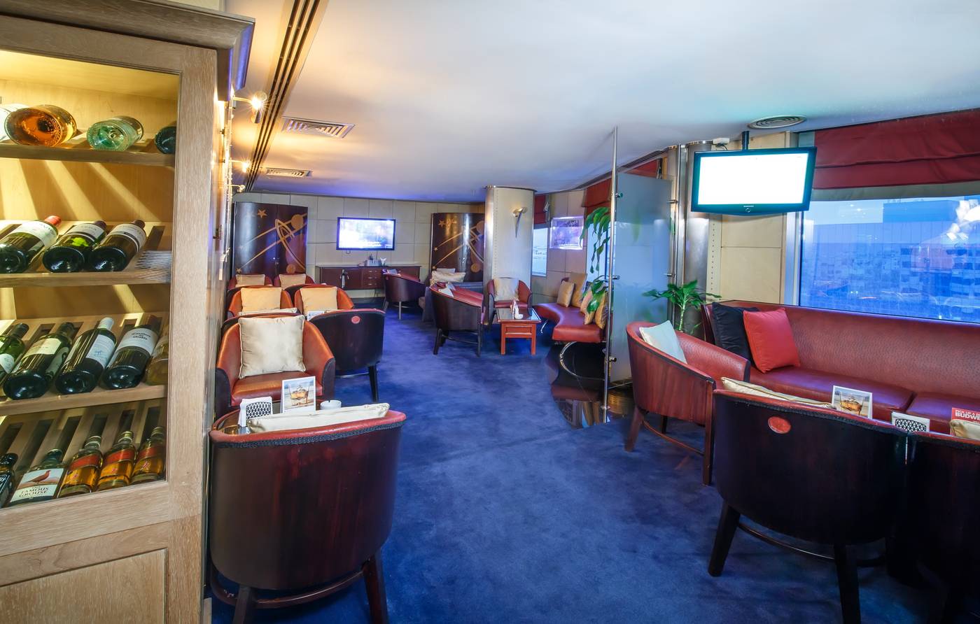 Grand-Excelsior-Deira-Hotel-Bar-41