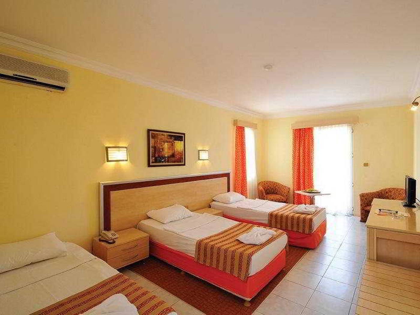 Palm-Garden-Room-12