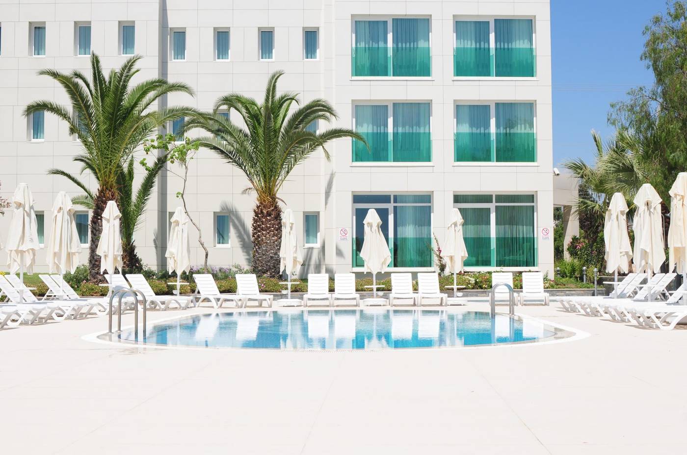 Dragut-Point-North-Hotel-General-view-2