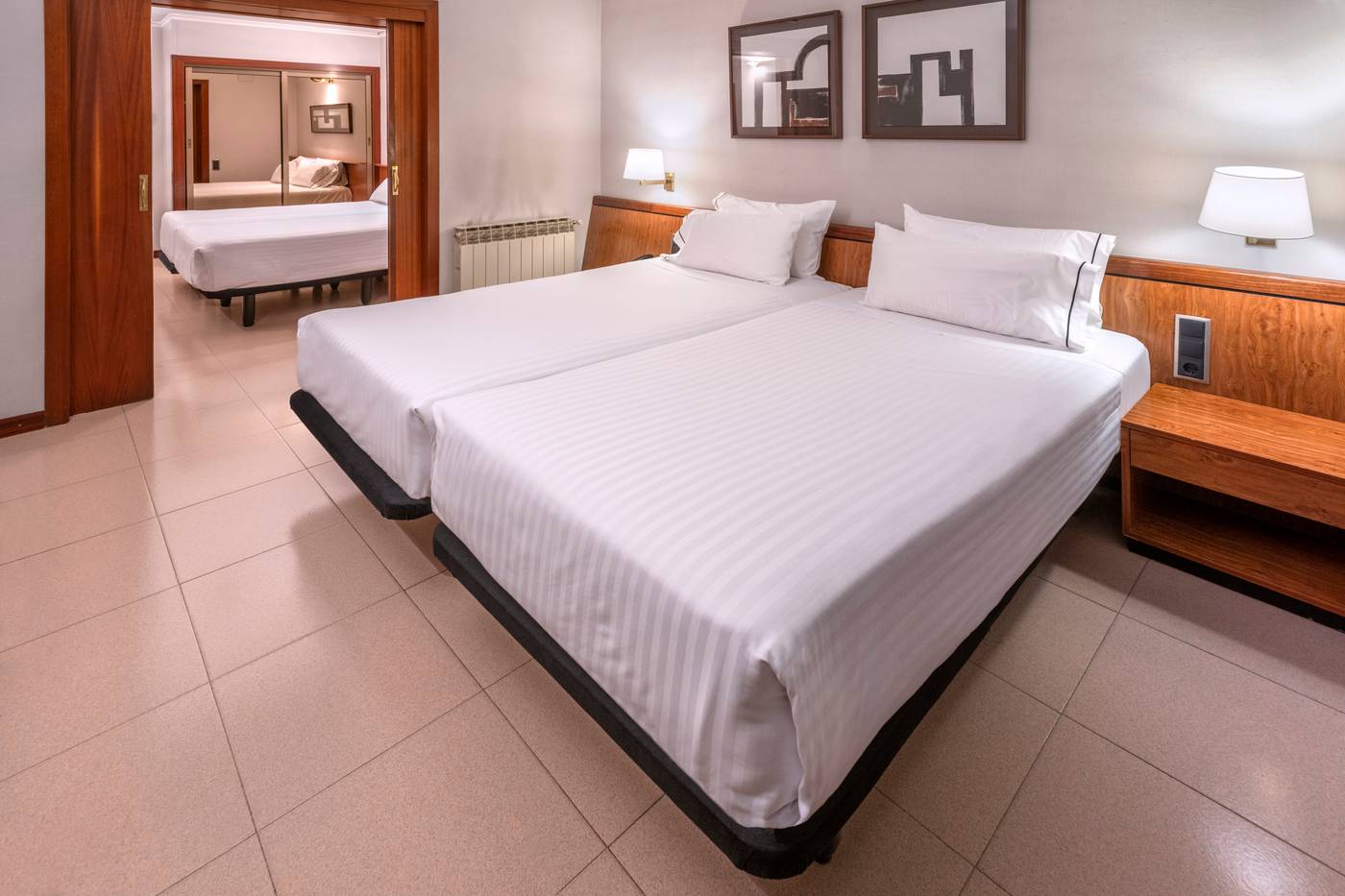 Ciudad-de-Castelldefels-Room-26