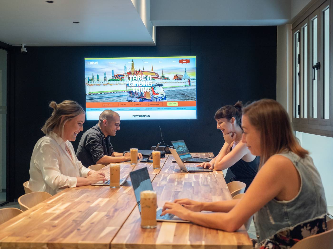 Lub-d-Bangkok-Siam-Hostel-Conferences-14