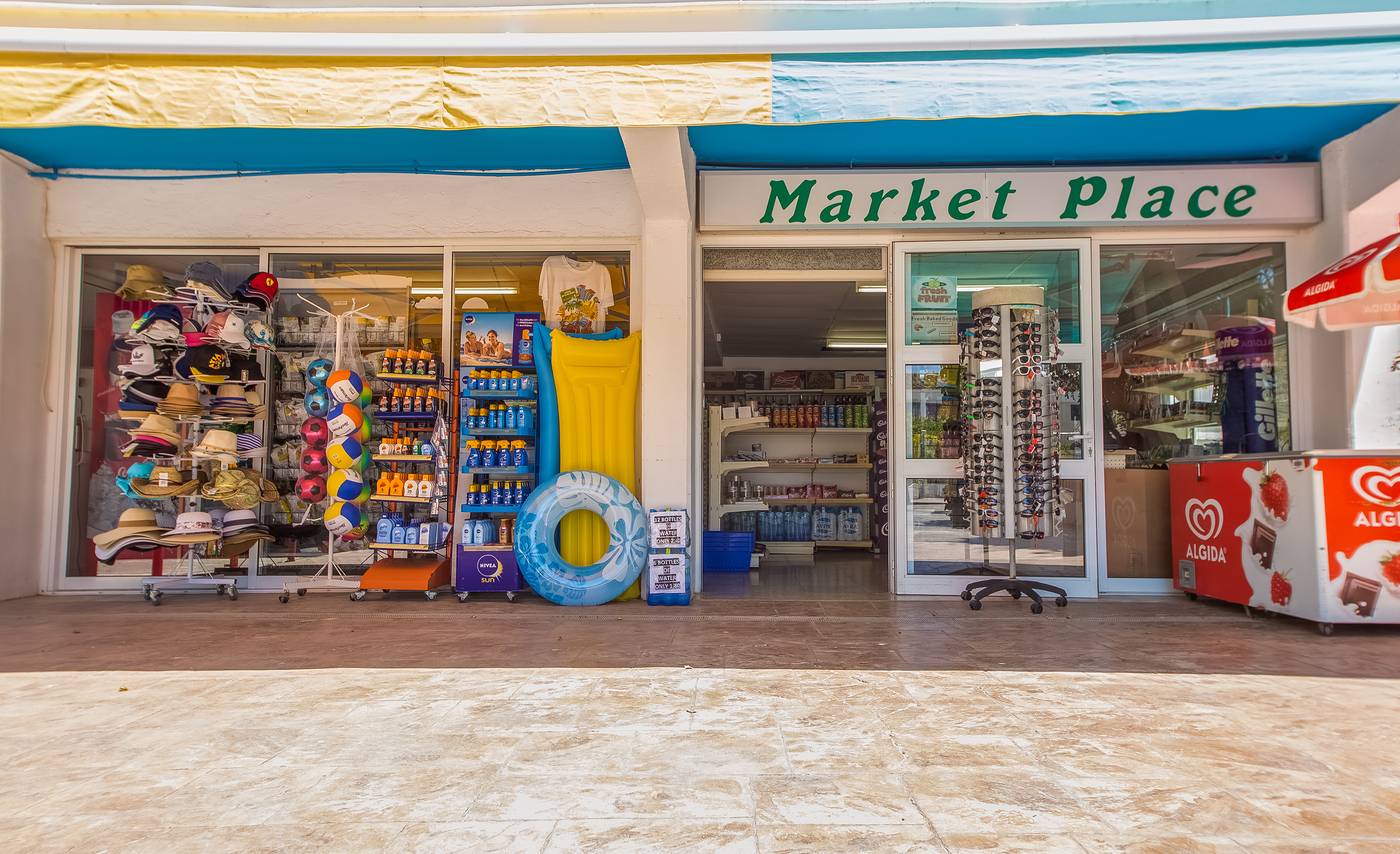 Green-Bungalows-Hotel-Apartments-General-view-41