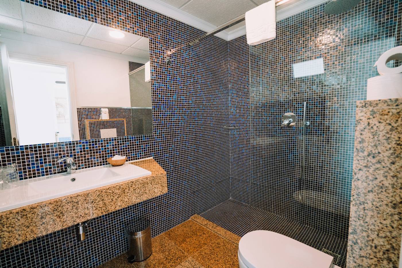 Park-Club-Europe-Room-42