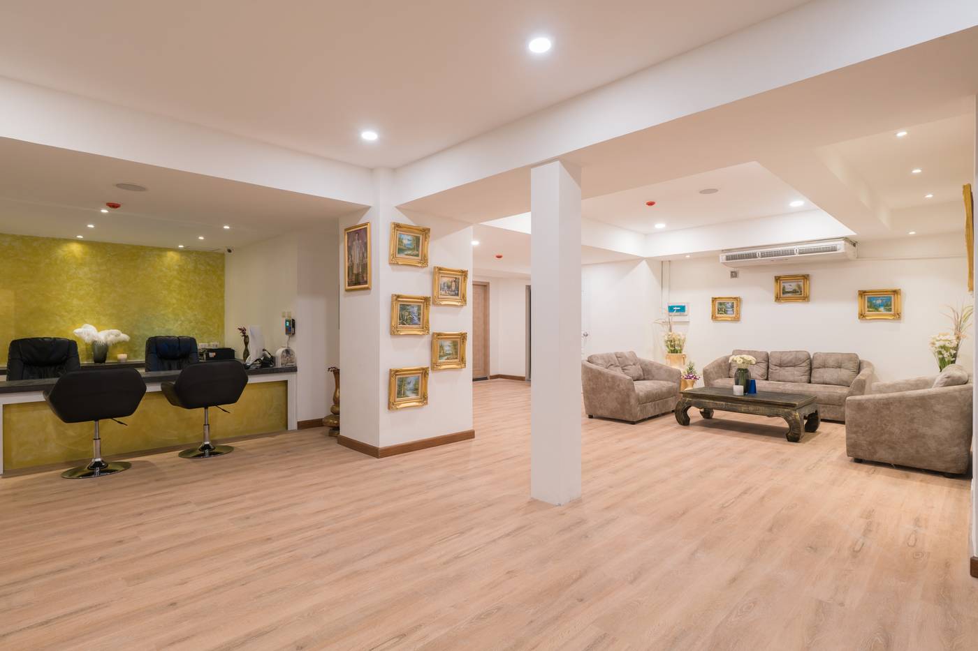 Patong-Swiss-Lobby-50