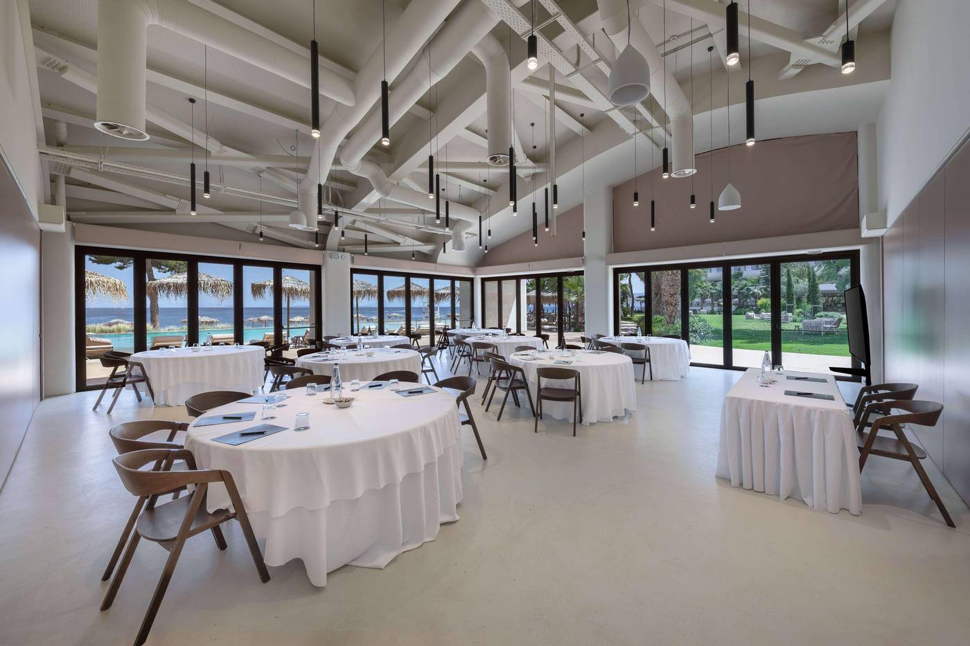 Isla-Brown-Corinthia-Resort---Spa--Curio-Collection-By-Hilton-Conferences-50