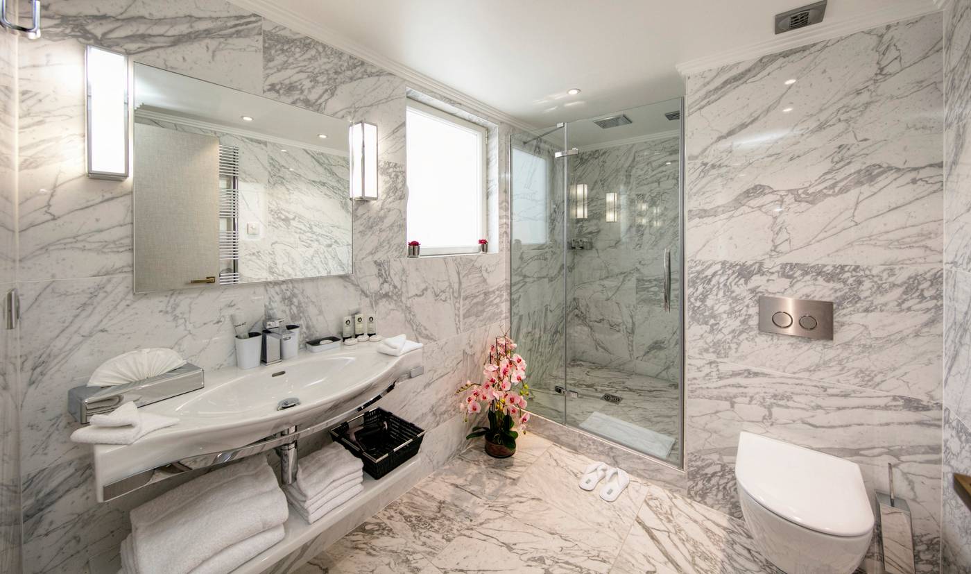 Juliana-Cannes-Room-30