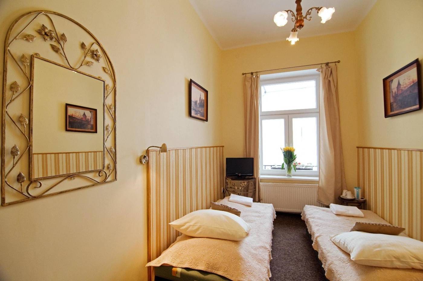 Unikat-Guest-Rooms-Room-17