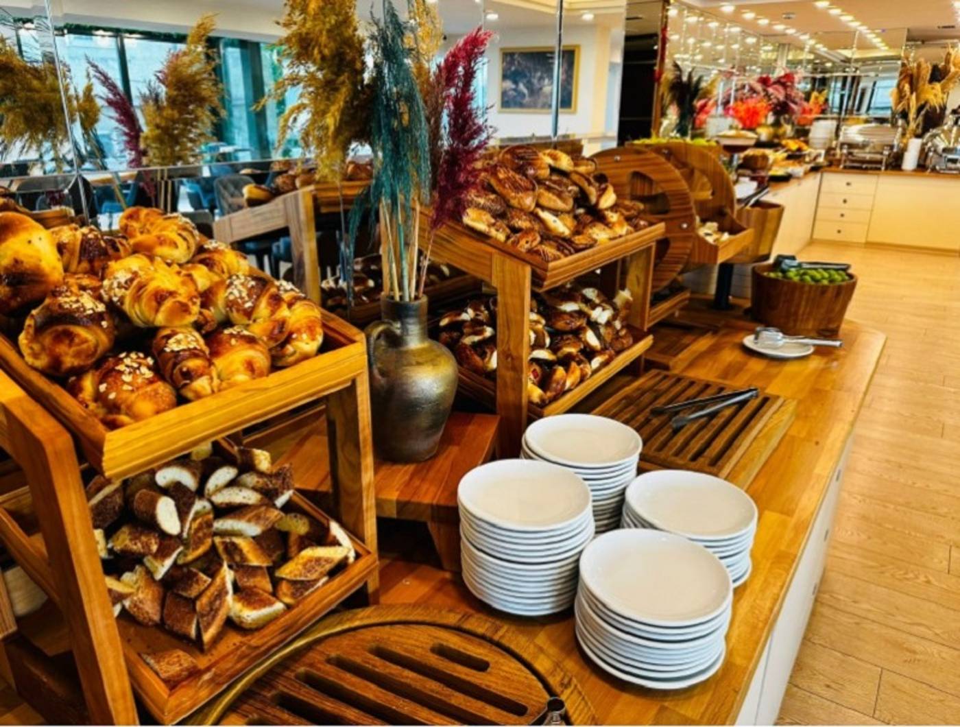 Marble-Restaurant-40