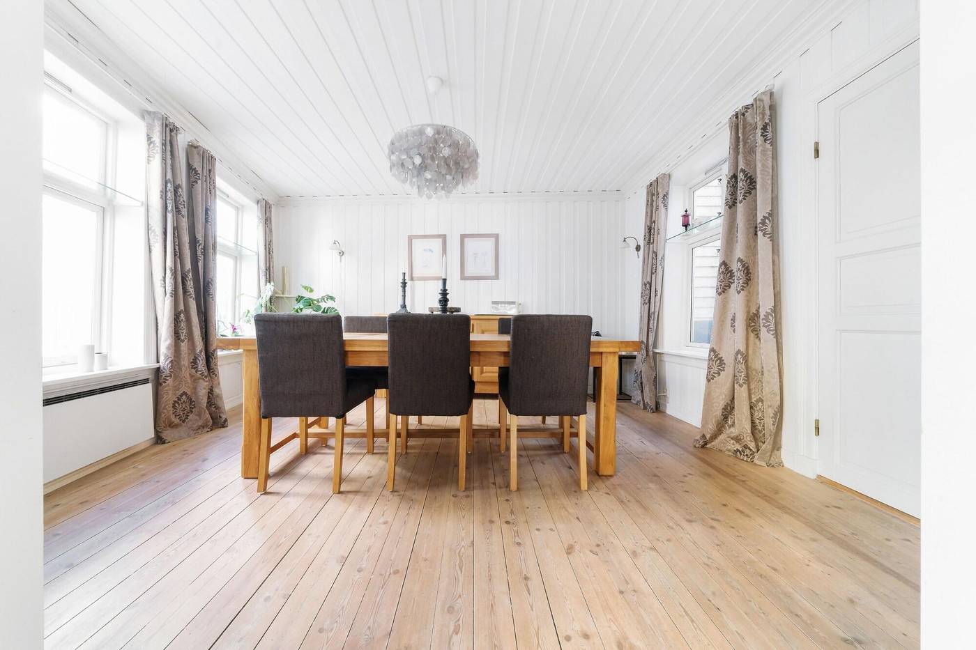 To Sostre Guesthouse-Norway-BERGEN-Lobby-9