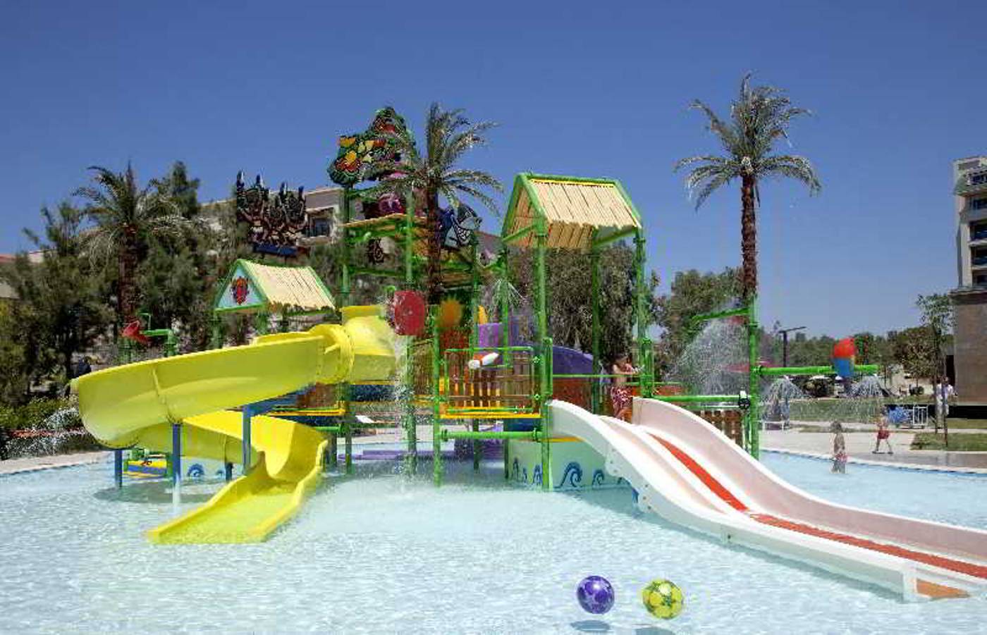 Kaya-Palazzo-Golf-Resort-Pool-51