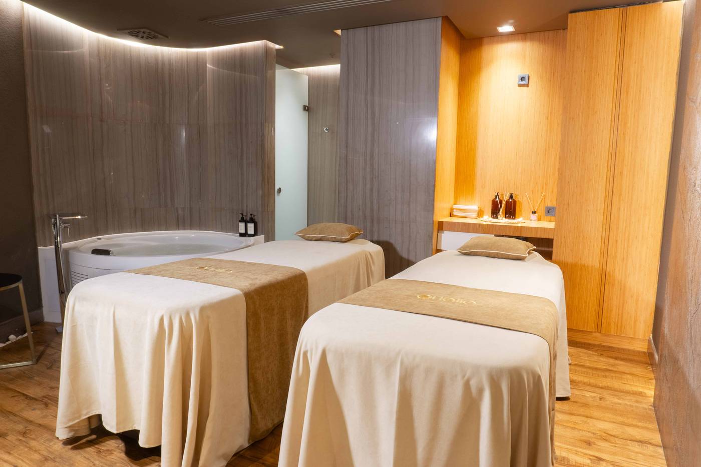 DoubleTree-by-Hilton-Hotel-Istanbul---Moda-Sports-and-Entertainment-56