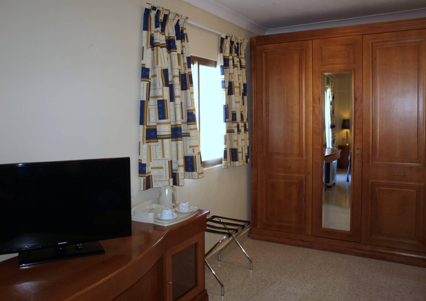 The-St-George-Park-Hotel-Room-21