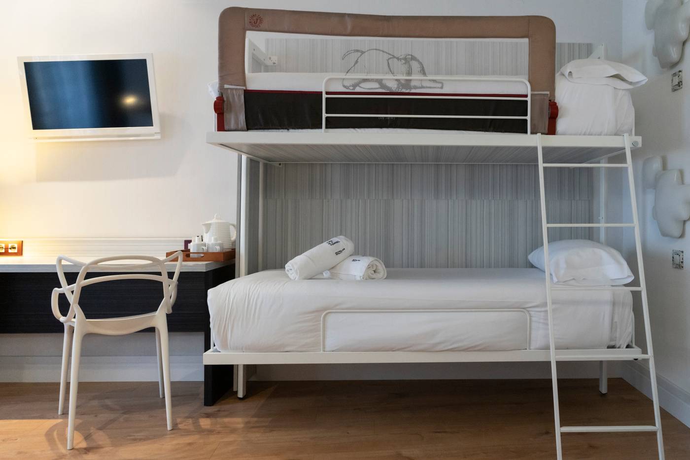 Petit-Palace-Savoy-Alfonso-XII-Room-34