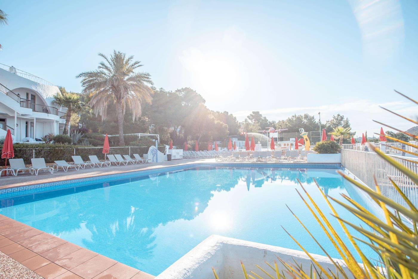Marble-Hotel-Stella-Maris-Pool-8