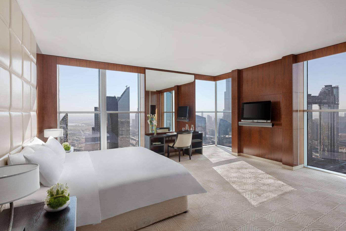 Shangri-la-Hotel-Dubai-Room-22