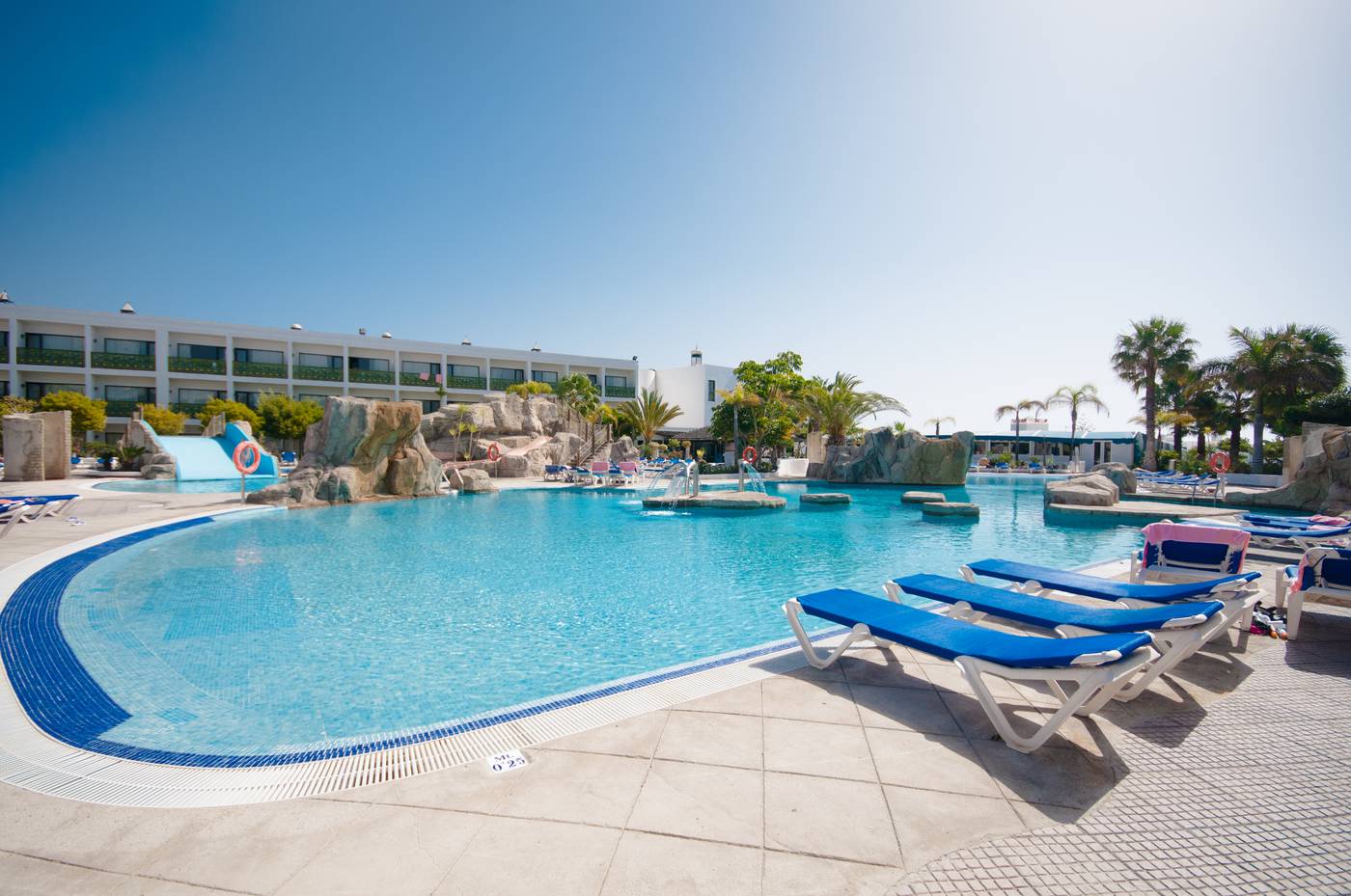 Blue-Sea-Costa-Bastian-Pool-4