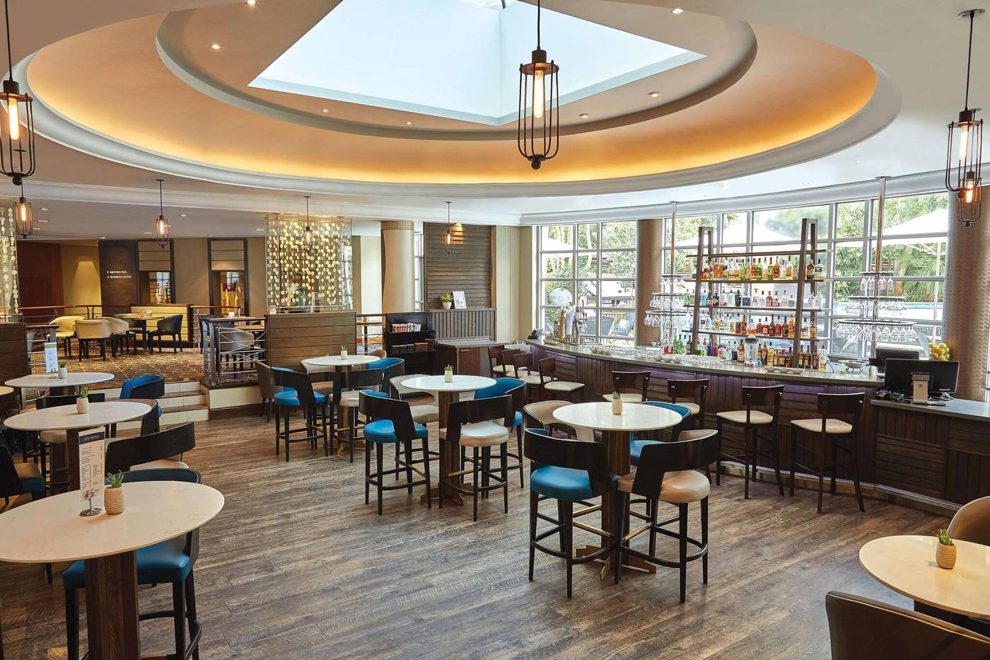 Southern-Sun-Cape-Town-Waterfront-Bar-8